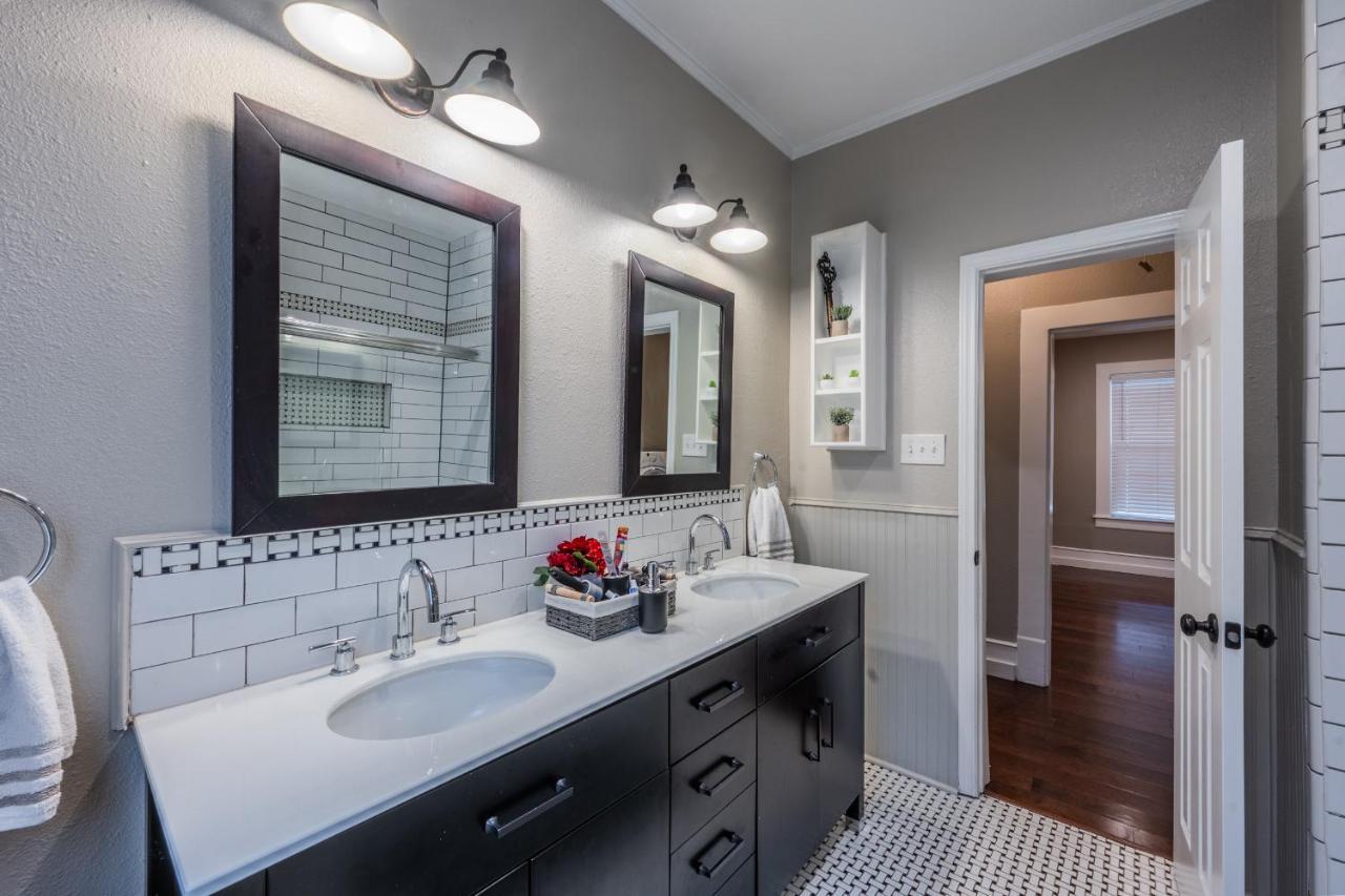 Charming Craftsman Close By Bishop Arts & Downtown Dallas Bagian luar foto